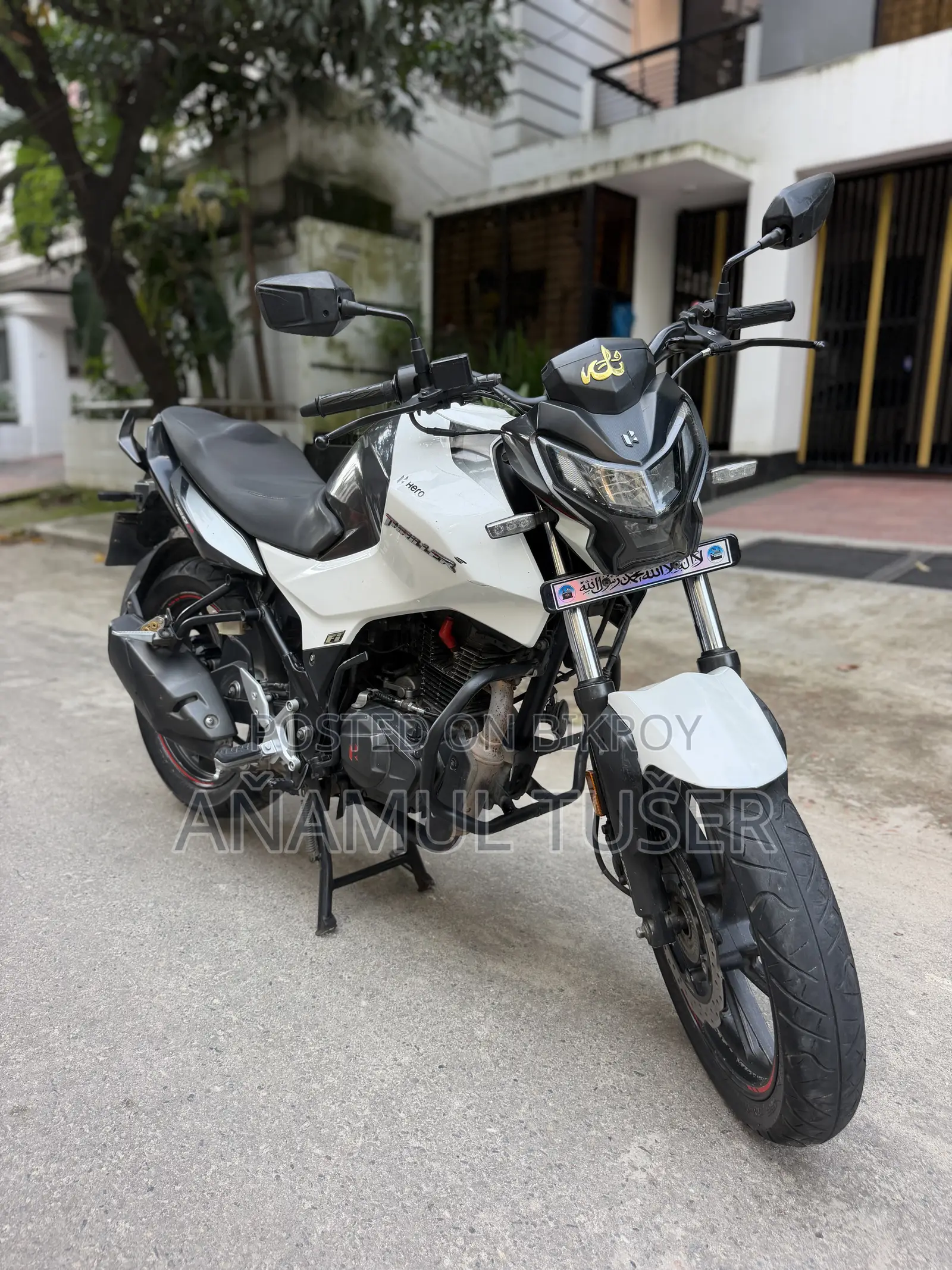হিরো থ্রিলার ১৬০আর রিফ্রেশ ২০২১ হোয়াইট