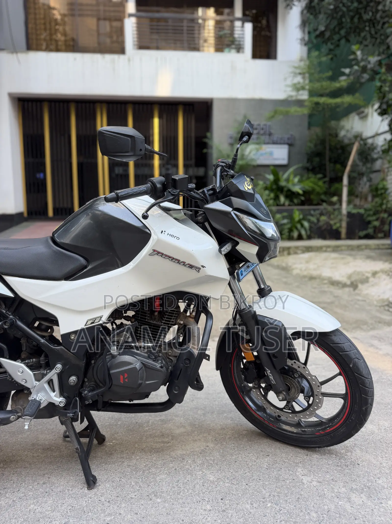 হিরো থ্রিলার ১৬০আর রিফ্রেশ ২০২১ হোয়াইট