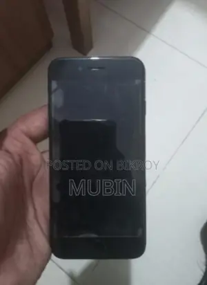 Apple iPhone 7 32 GB Black