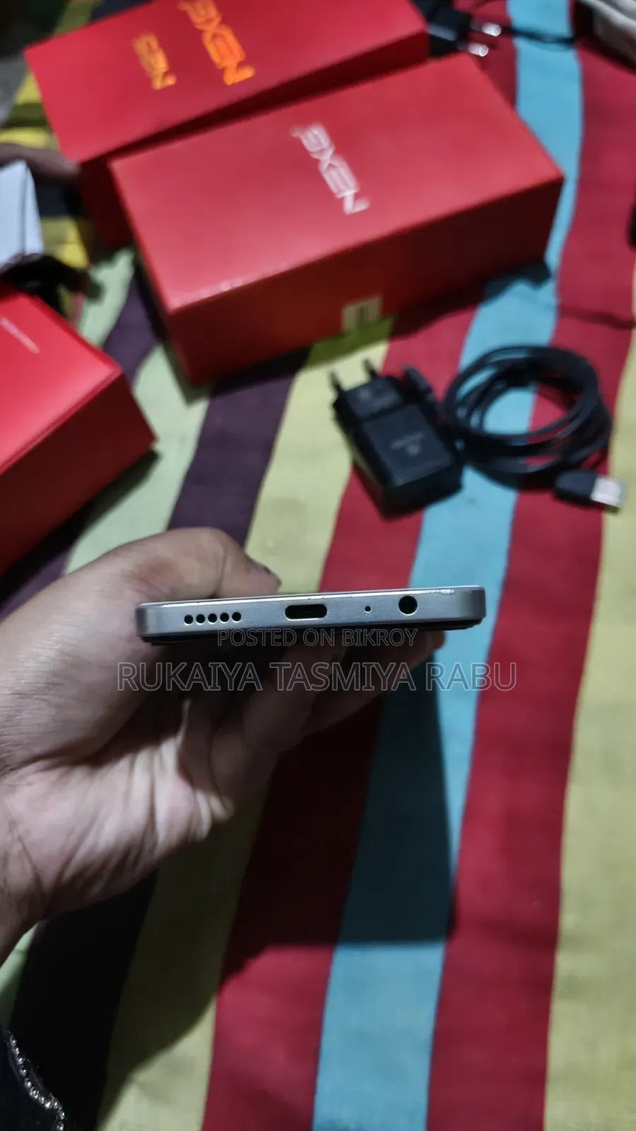 ওয়ালটন ১২৮ জিবি সিলভার