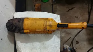 Dewalt Angle Grinder 7inch