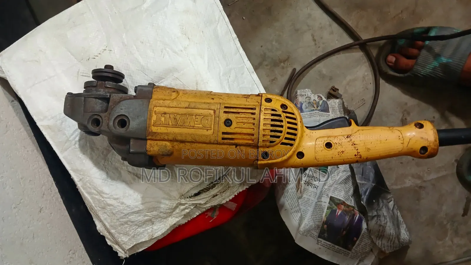 Dewalt Angle Grinder 7inch