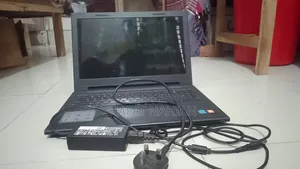 Laptop Dell Inspiron 7566 8GB Intel Core i3 SSD 1TB