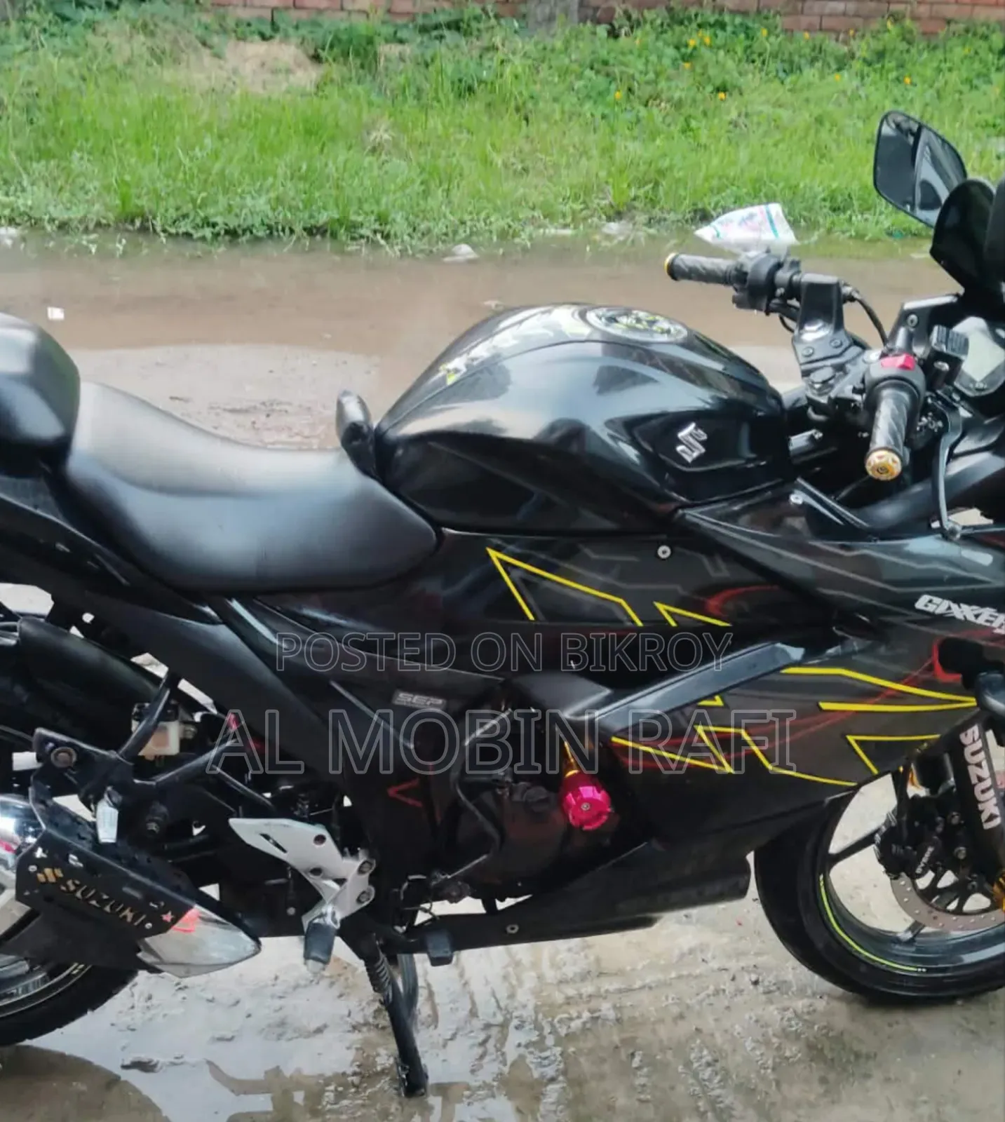 সুজুকি জিক্সার এসএফ ২০২৩ ব্ল্যাক