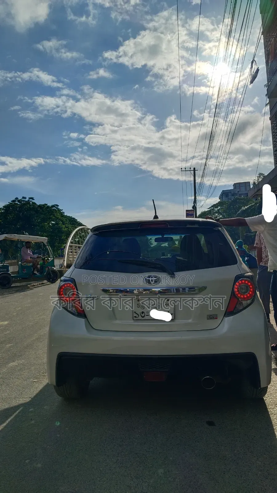 Toyota Vitz 2012 Pearl