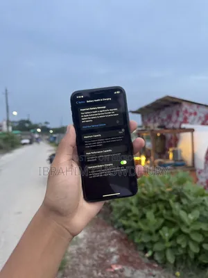 Apple iPhone XR 64 GB Black
