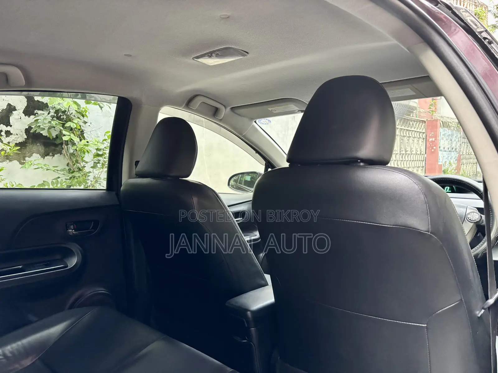 Toyota Aqua 2013 Maroon