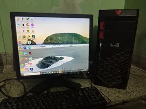 Desktop Computer 8GB Intel Core I3 SSD 1T