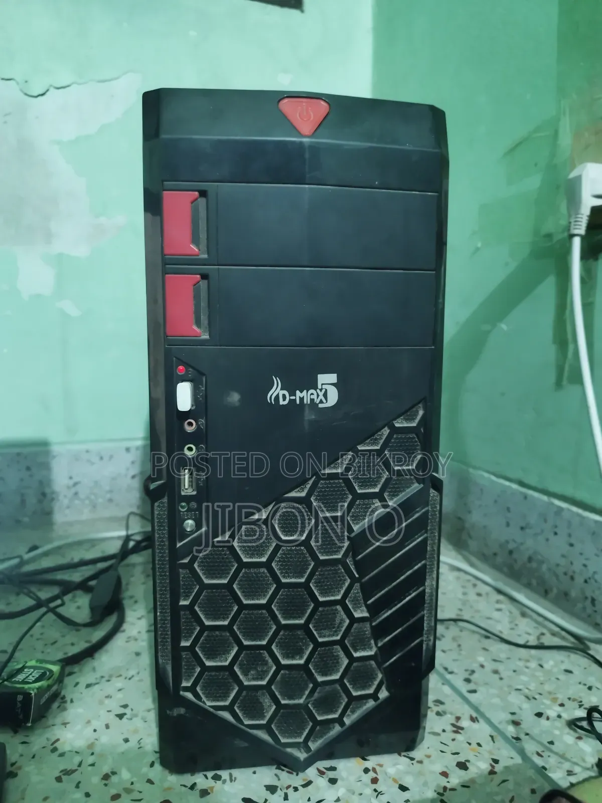 Desktop Computer 8GB Intel Core I3 SSD 1T