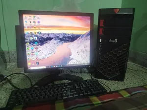 Desktop Computer 8GB Intel Core I3 SSD 1T
