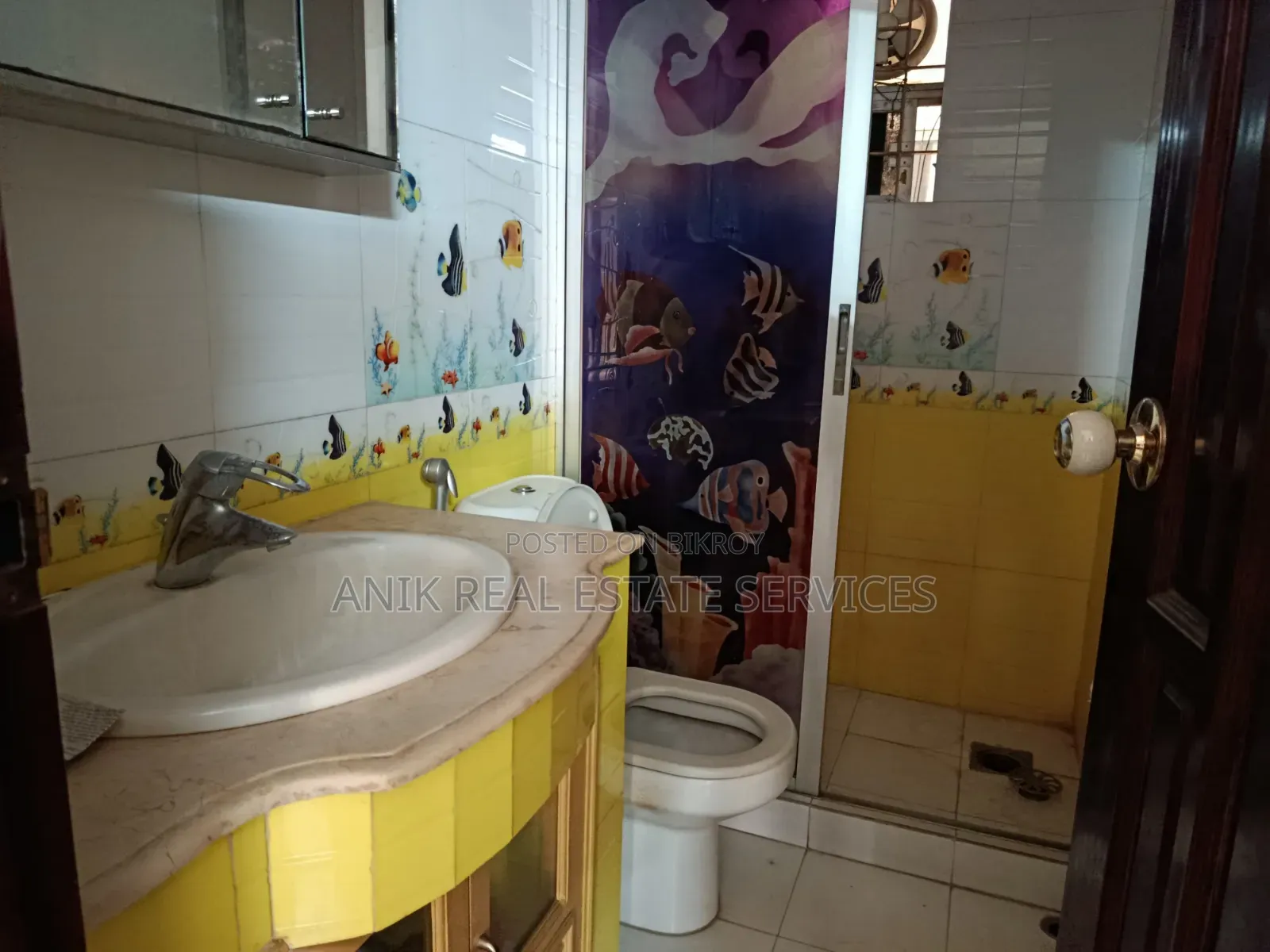 অনিক রিয়েল এস্টেট, বনানীতে ৩ বেডরুমের অ্যাপার্টমেন্ট বিক্রয়