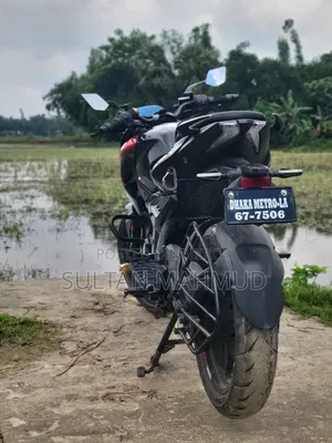 বাজাজ পালসার এনএস ১৬০ ২০২৩ ব্ল্যাক