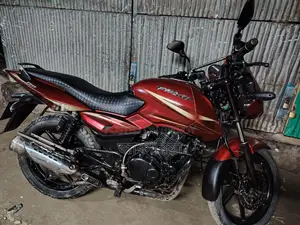 Bajaj Pulsar 150 2013 Red