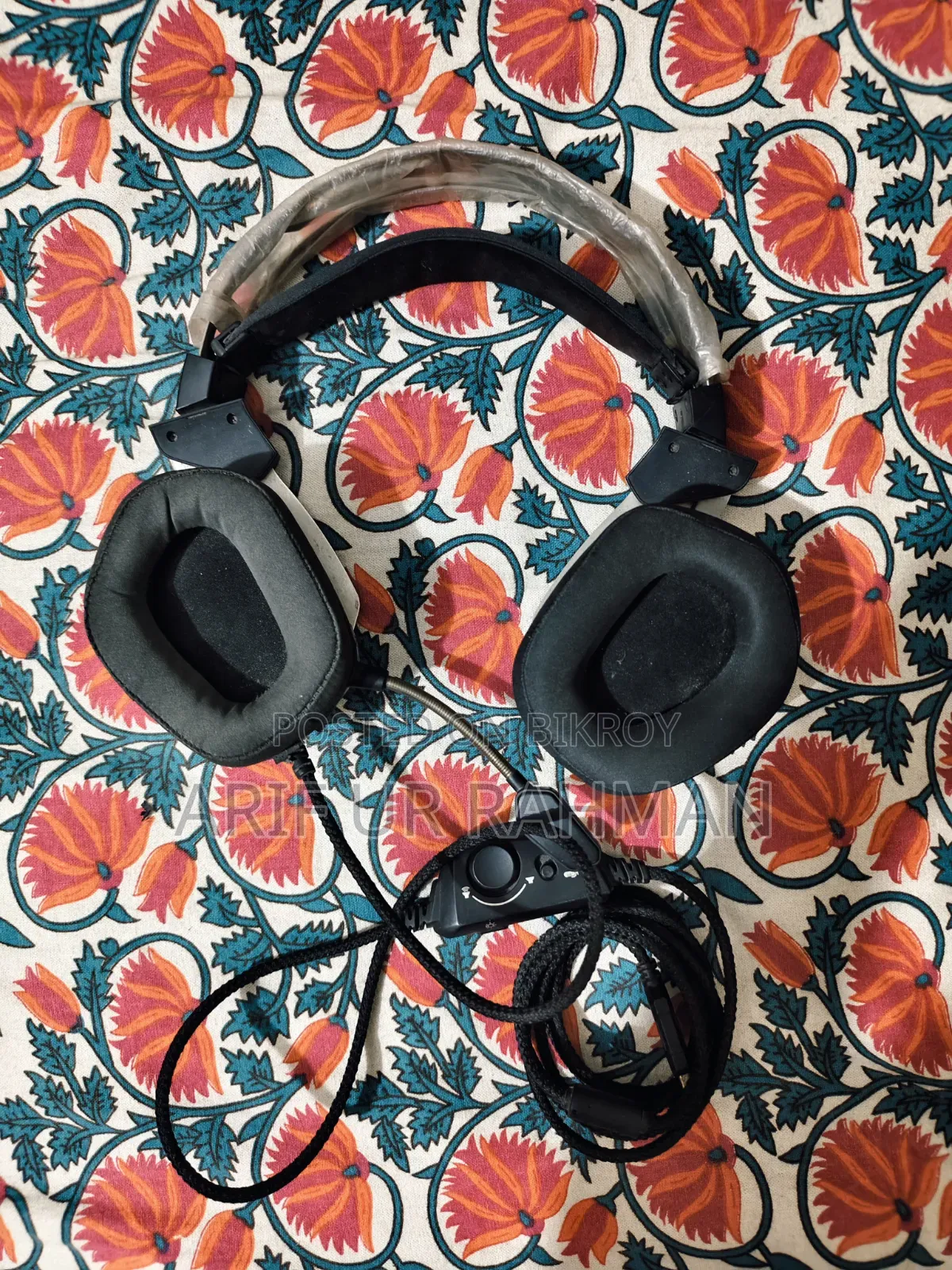 Headphone