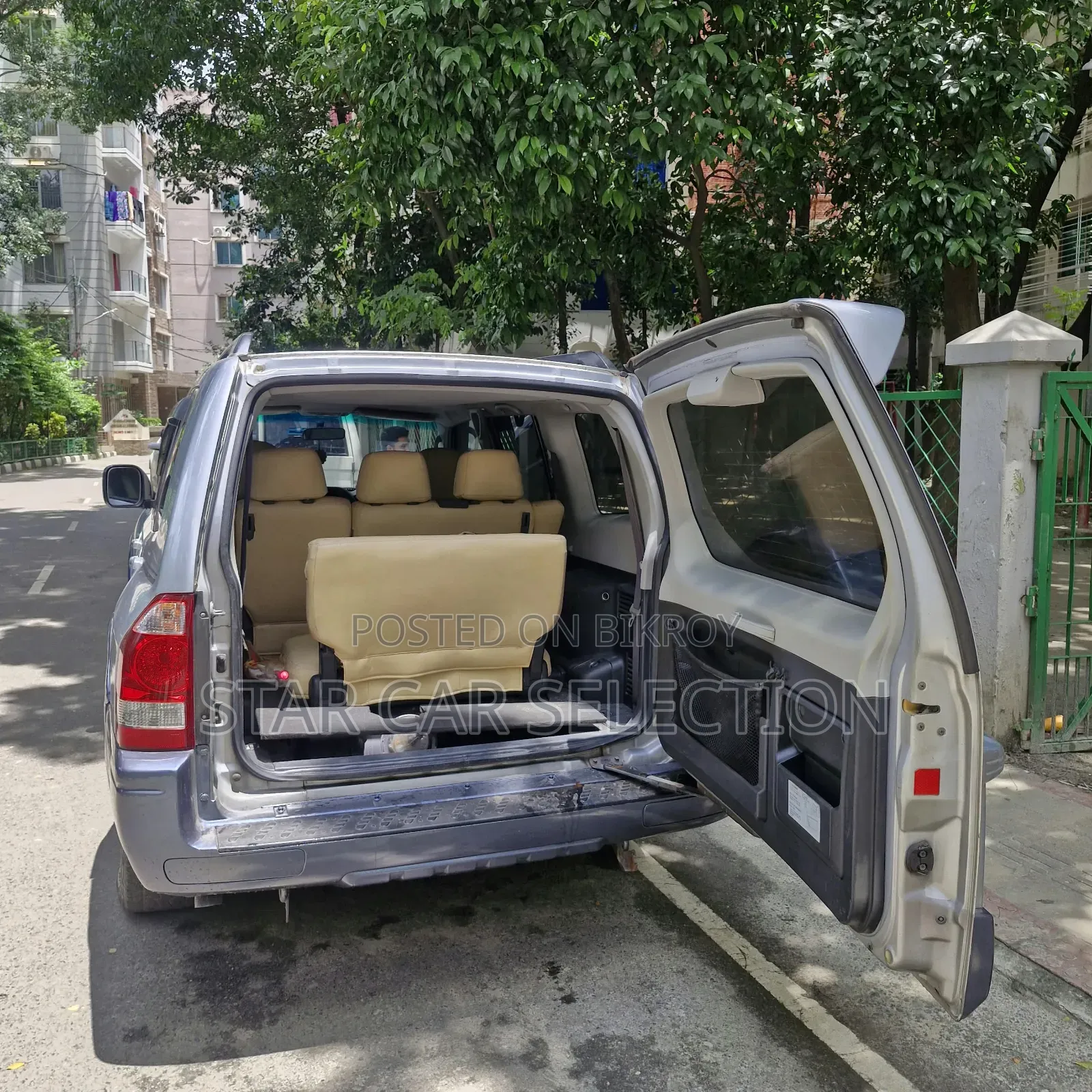 Mitsubishi Pajero 2023 Gray