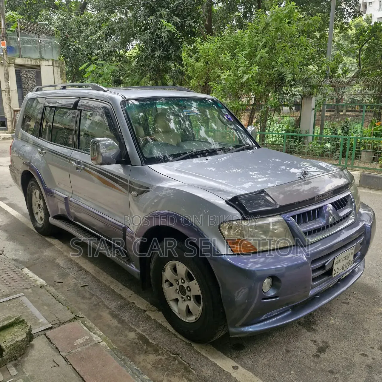 Mitsubishi Pajero 2023 Gray