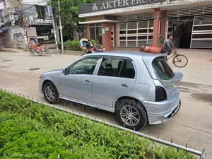 টয়োটা স্টারলেট ১৯৯৬ সিলভার