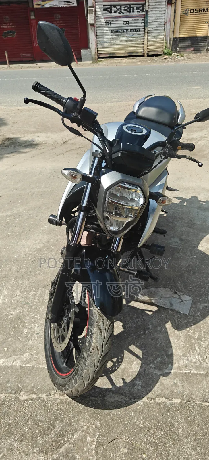 Suzuki Gixxer 2022 Gray