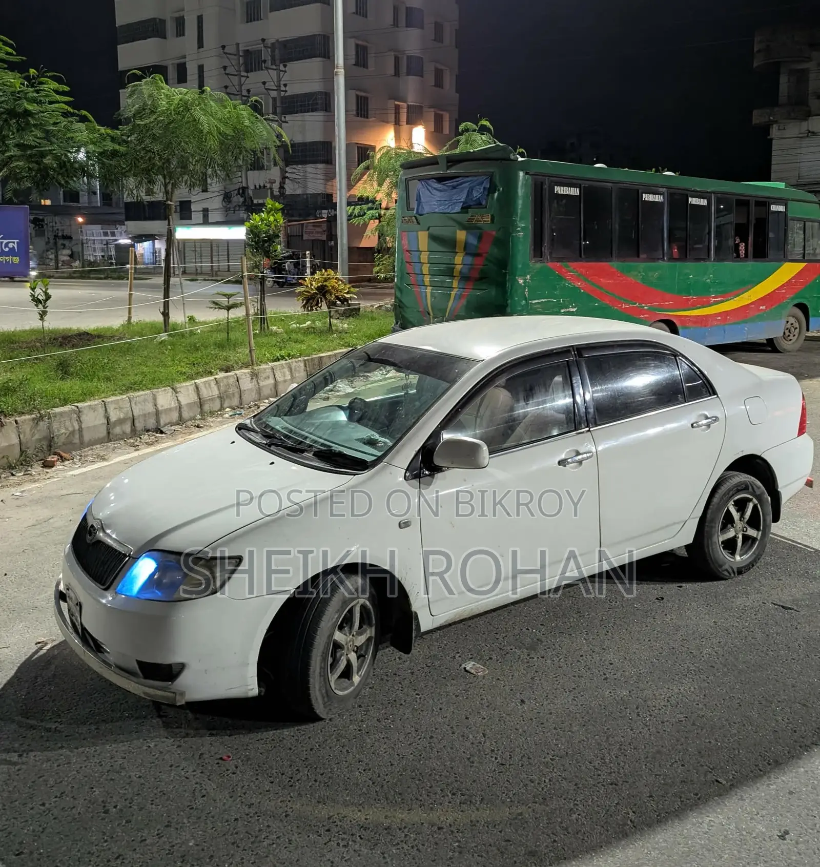 টয়োটা করোল্লা ২.০ ডি ২০০৪ হোয়াইট
