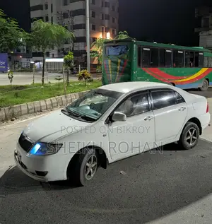 টয়োটা করোল্লা ২.০ ডি ২০০৪ হোয়াইট