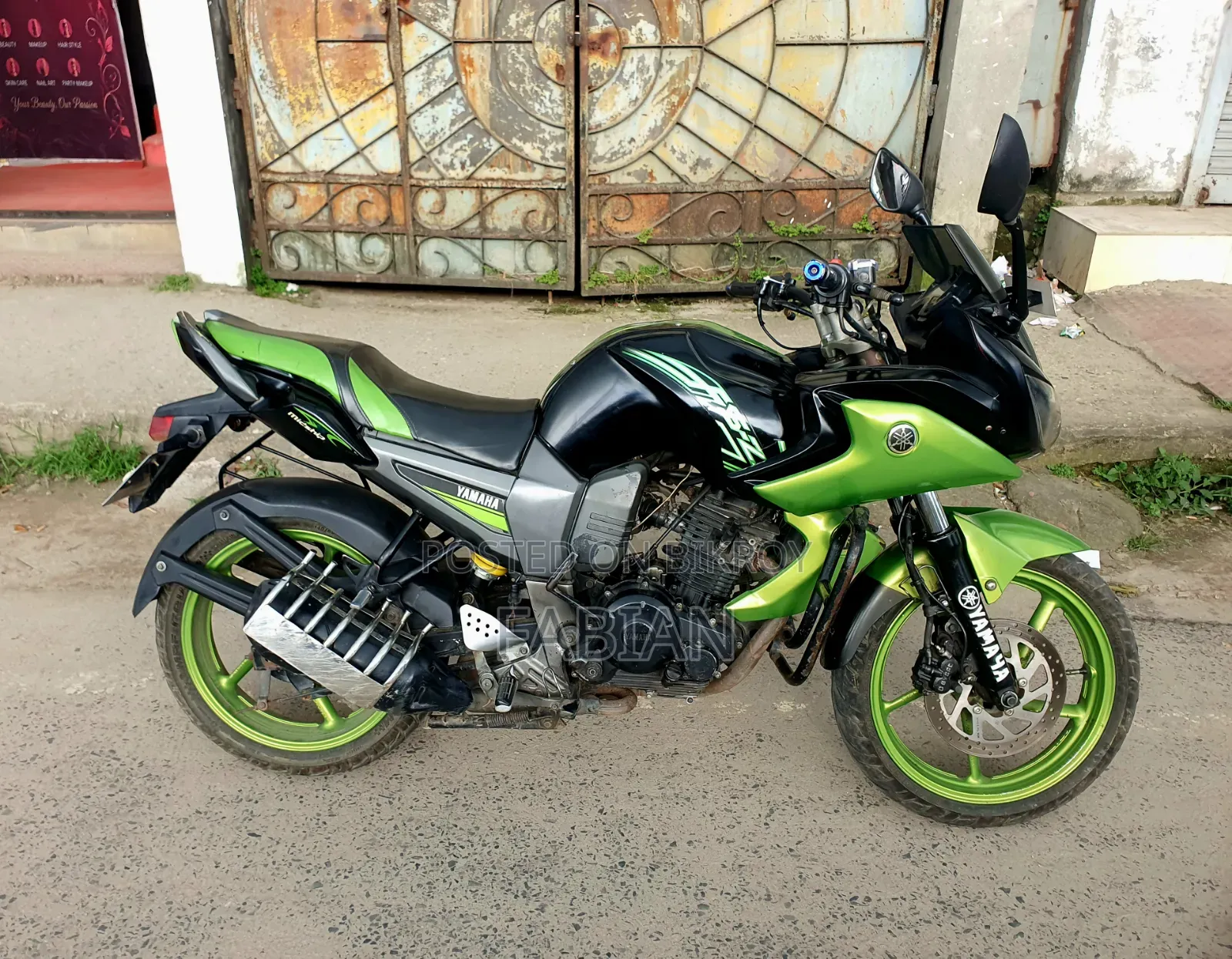 ইয়ামাহা ফেজার ভি১ ২০১২ সবুজ