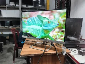 HP 22 IPS Borderless Monitor 100% Fresh