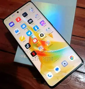 Oppo Reno8 128 GB Gold