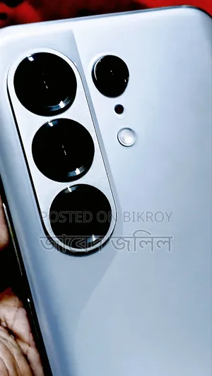 New Tecno Camon 50 Ultra 256 GB Silver