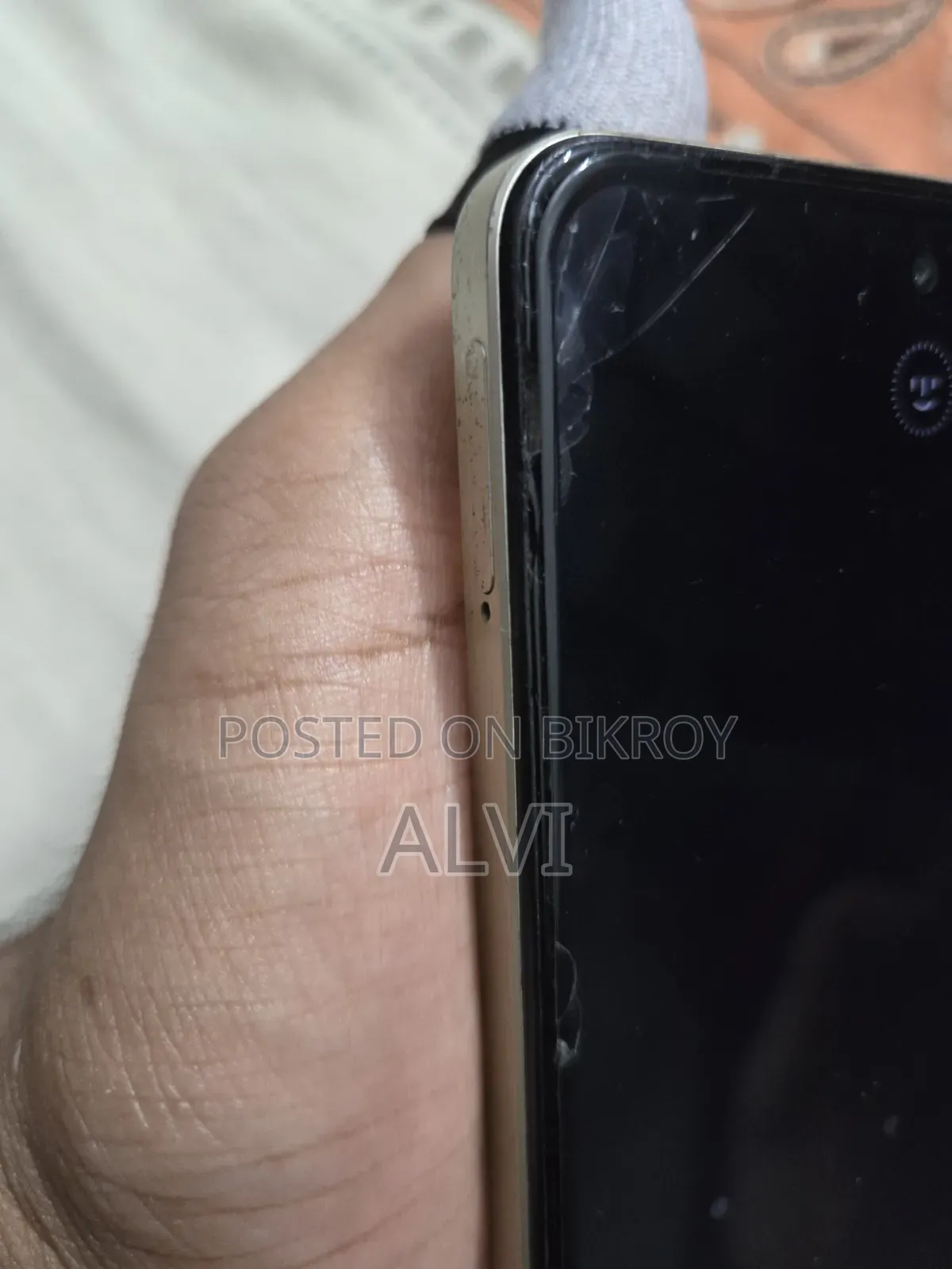 Realme C75 256 GB Gold