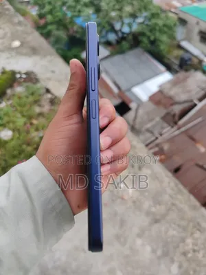 Vivo Y05 64 GB