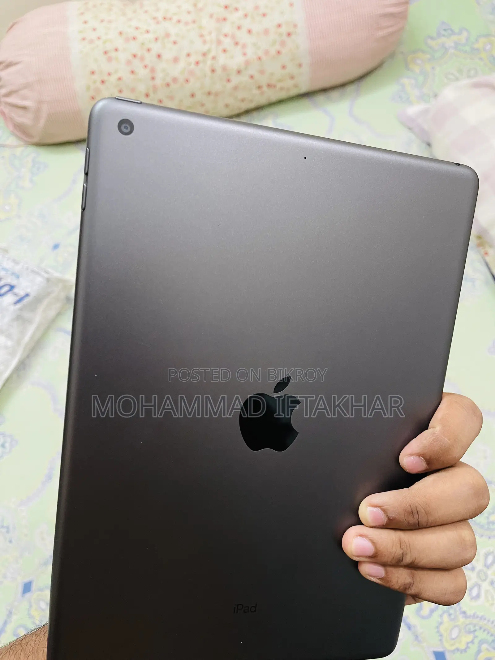 Apple 64 GB Gray