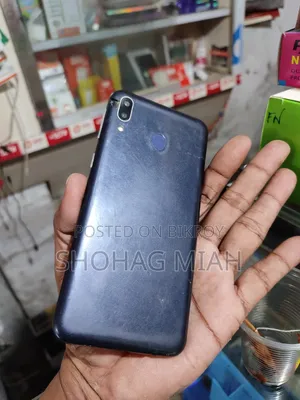 Samsung A10 32 GB Black