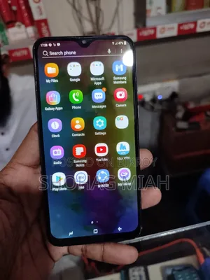 Samsung A10 32 GB Black