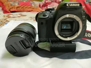 ক্যানন ৭০০ডি