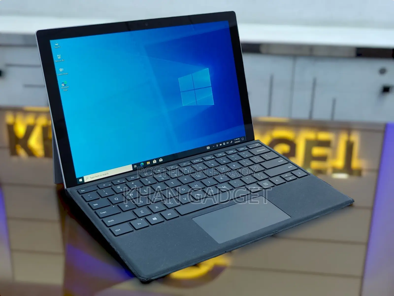 Microsoft Surface Pro 5 16GB RAM Intel Core i7 512GB SSD Laptop