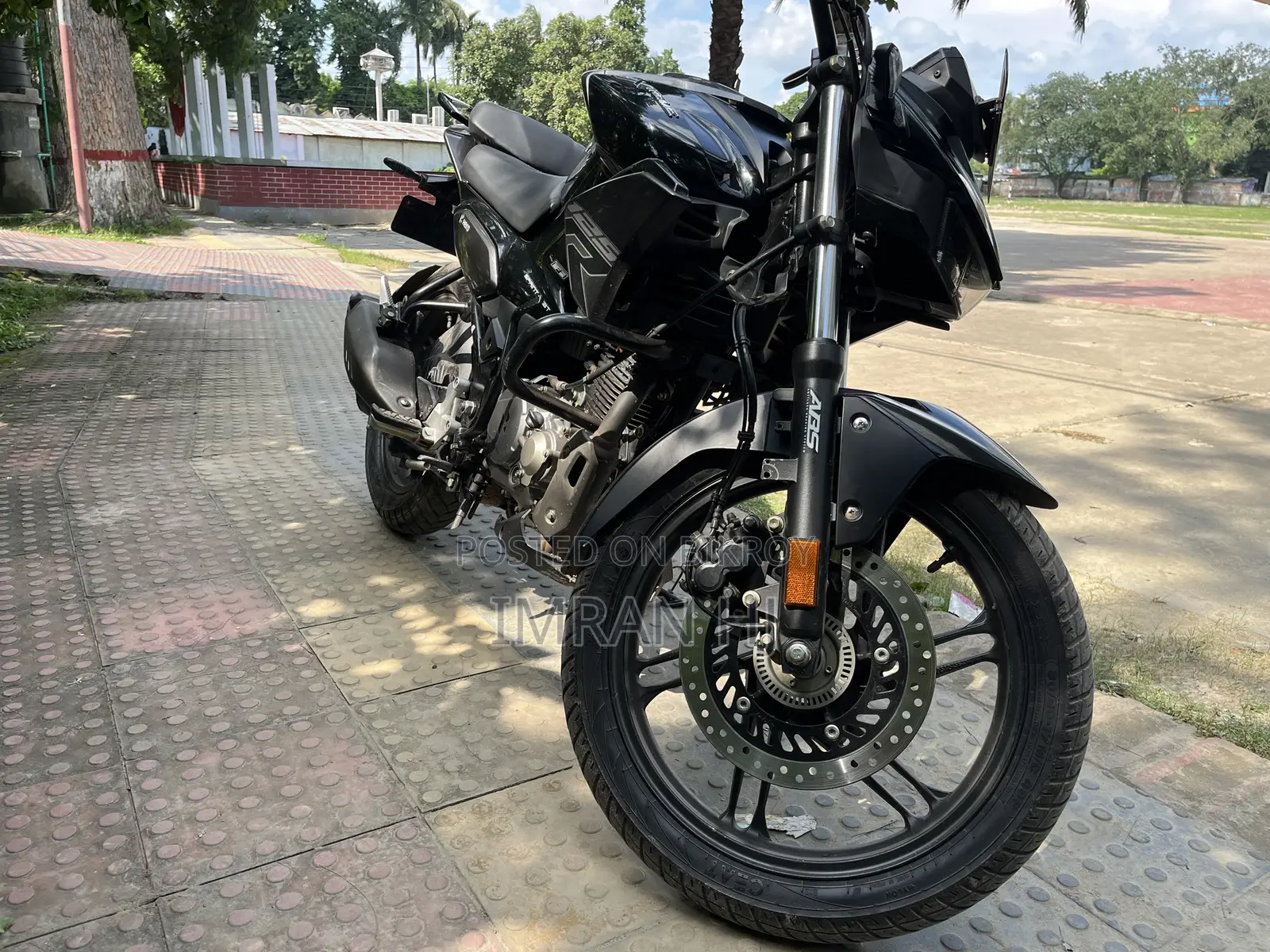 নতুন হিরো এক্সট্রিম ১২৫আর ২০২৫ কালো