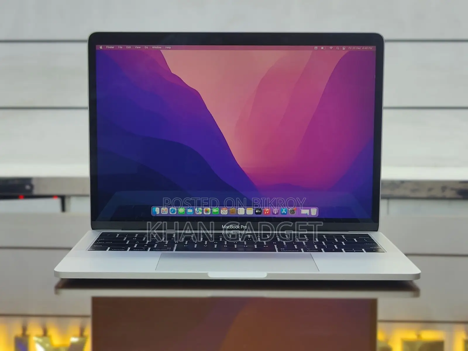Laptop Apple MacBook Pro 2020 16GB Intel Core i5 SSD 512GB