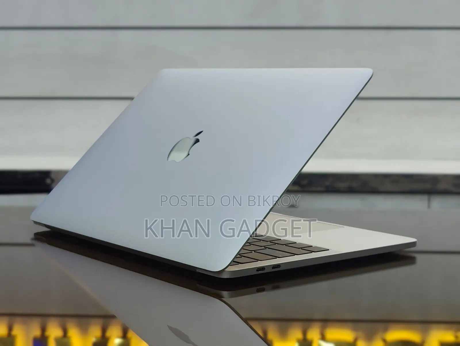 Laptop Apple MacBook Pro 2020 16GB Intel Core i5 SSD 512GB