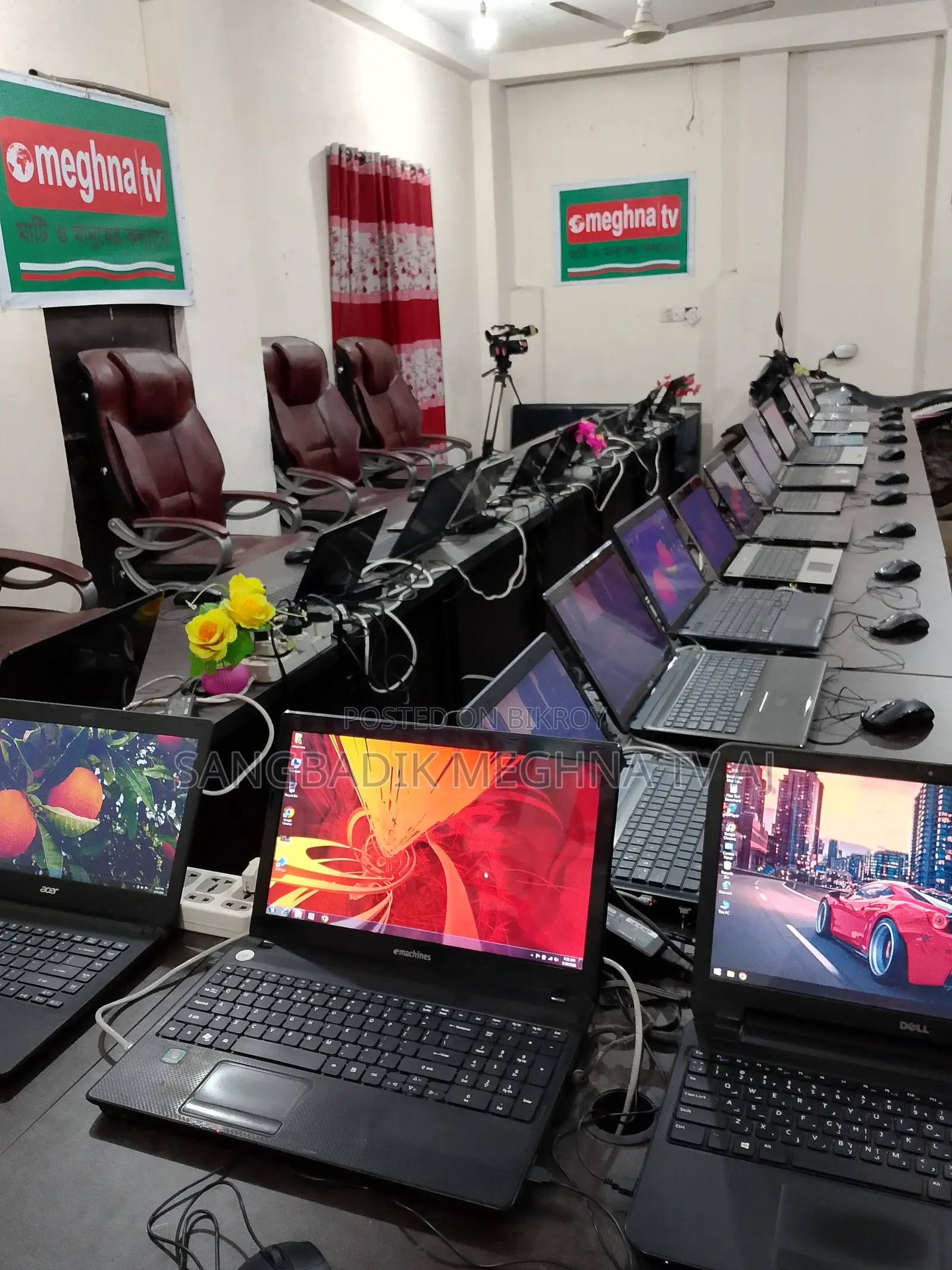 ল্যাপটপ লেনোভো ৩জিবি ইন্টেল এসএসডি ২৫৬জিবি