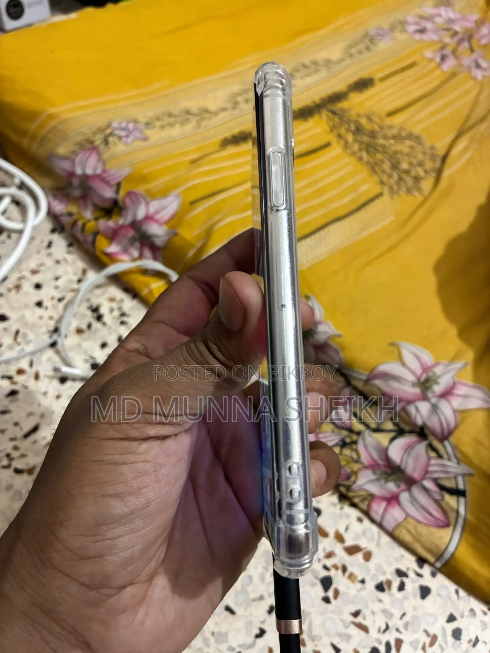 Apple iPhone XS 64 GB White
