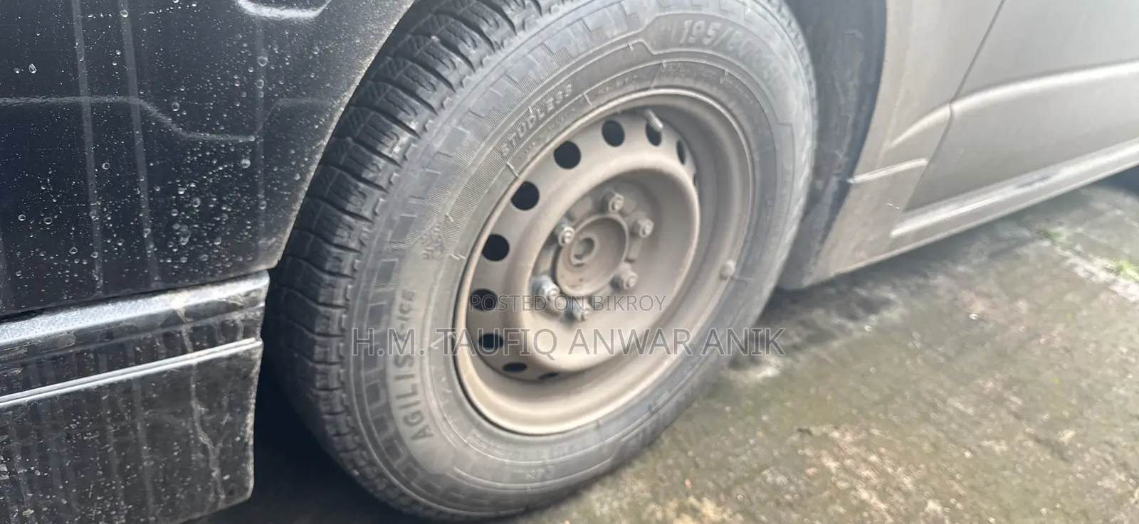 Toyota Grand HiAce 2002 Black