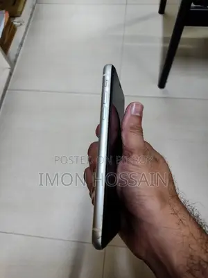 Apple iPhone XR 128 GB White