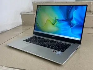 ল্যাপটপ হুয়াওয়ে ৮জিবি এএমডি রাইজেন এসএসডি ৫১২জিবি