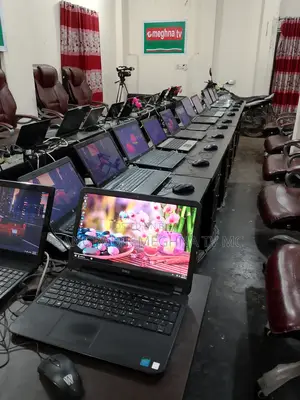 ল্যাপটপ এসার ৮জিবি এএমডি রাইজেন এসএসডি ৫১২জিবি