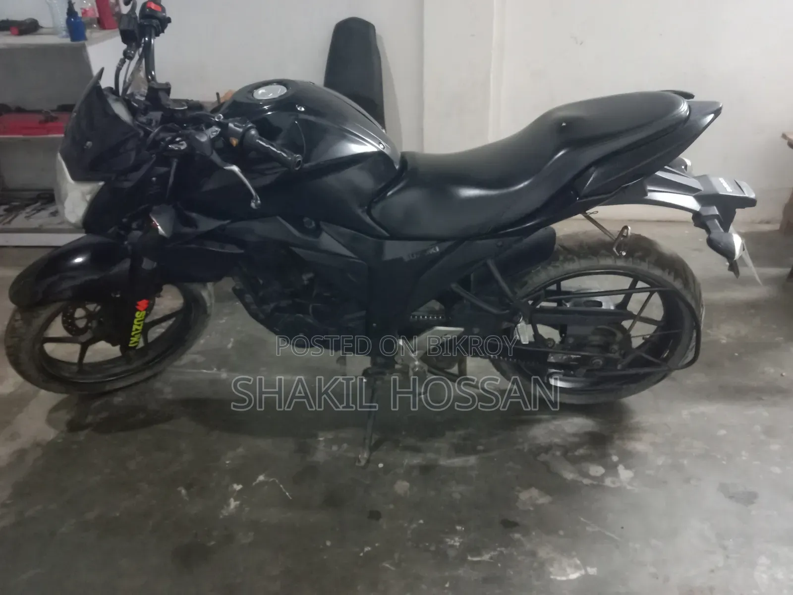 Suzuki 2018 Black