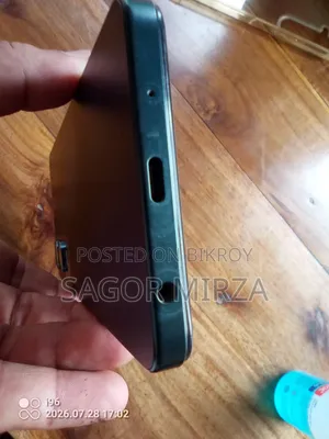Vivo Y04 128 GB Blue