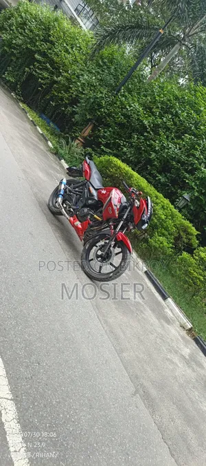 টিভিএস আপাচে আরটিআর ১৬০ ২ভি ২০১৩ লাল