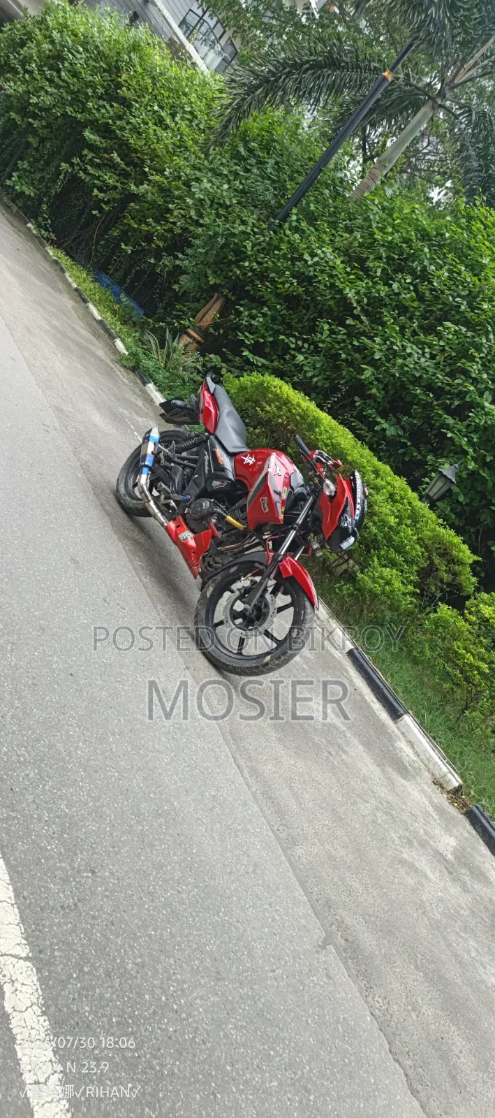 টিভিএস আপাচে আরটিআর ১৬০ ২ভি ২০১৩ লাল