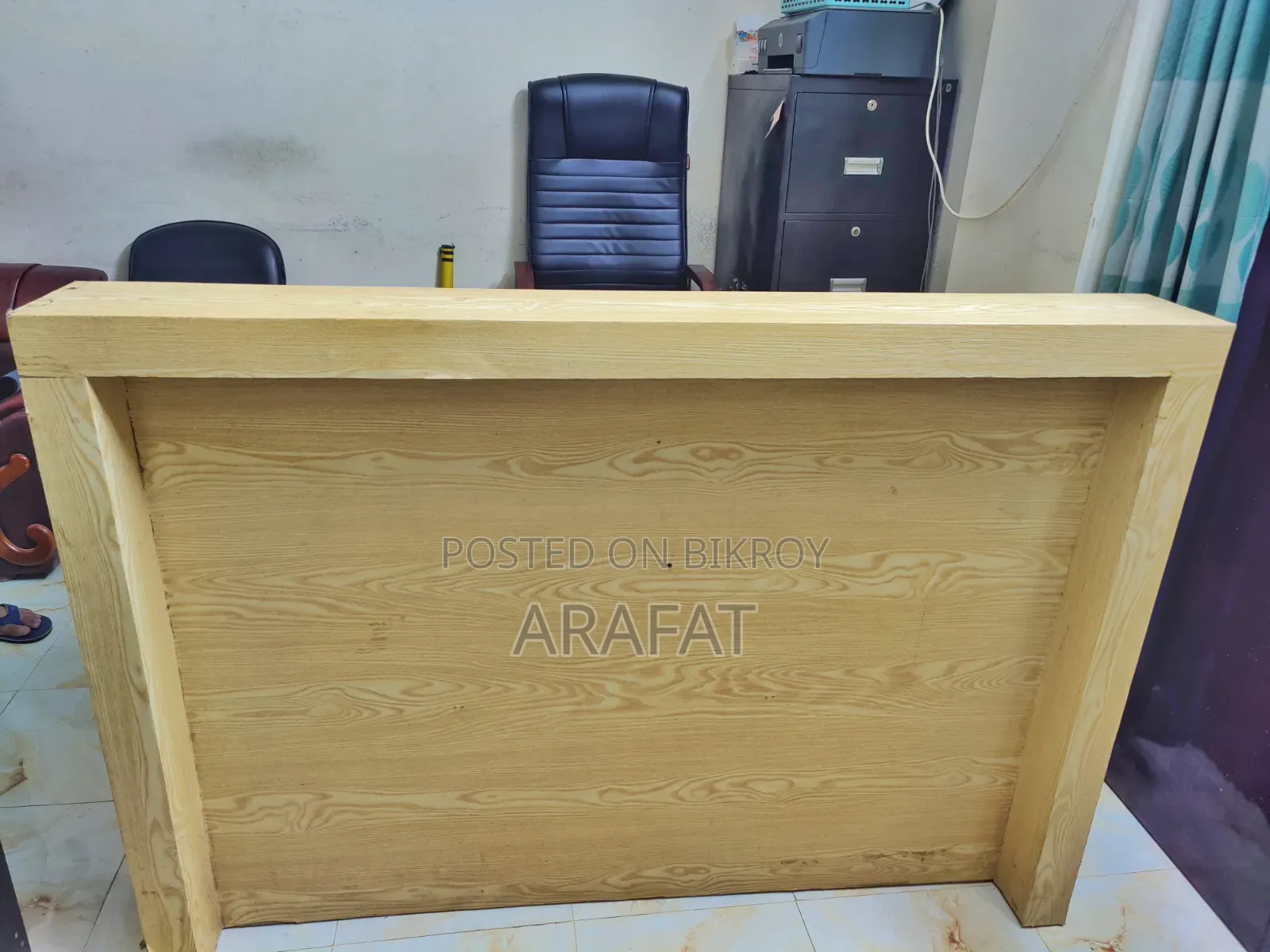 Table (Reception Table)