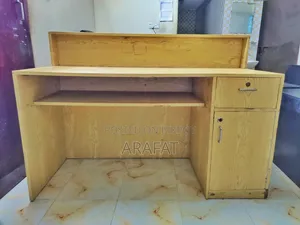 Table (Reception Table)